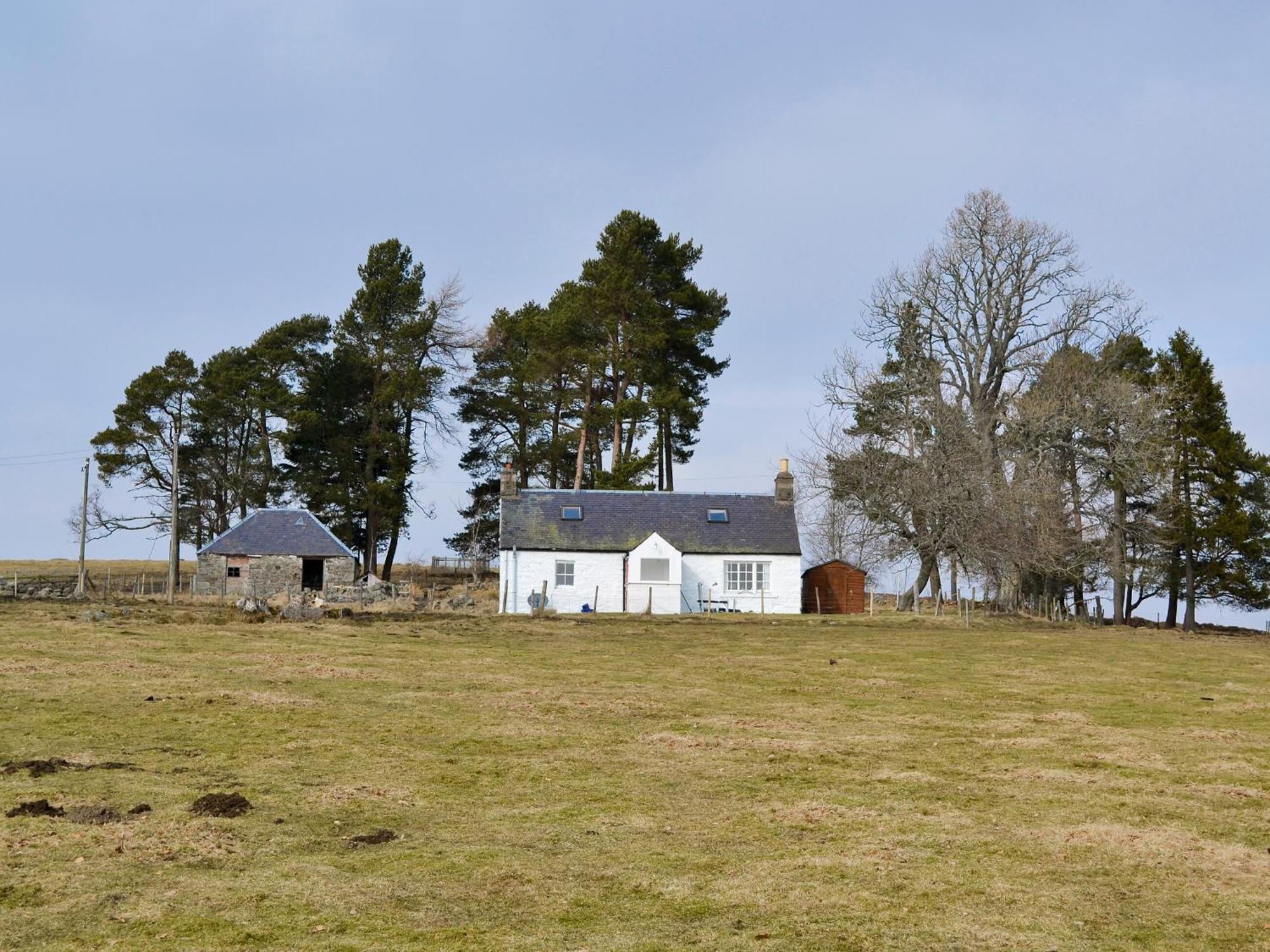 Buckhood - Swwy Villa Inchmill Exterior photo
